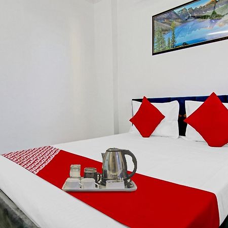 Hotel O Chaudhary Villa Yeni Delhi Dış mekan fotoğraf