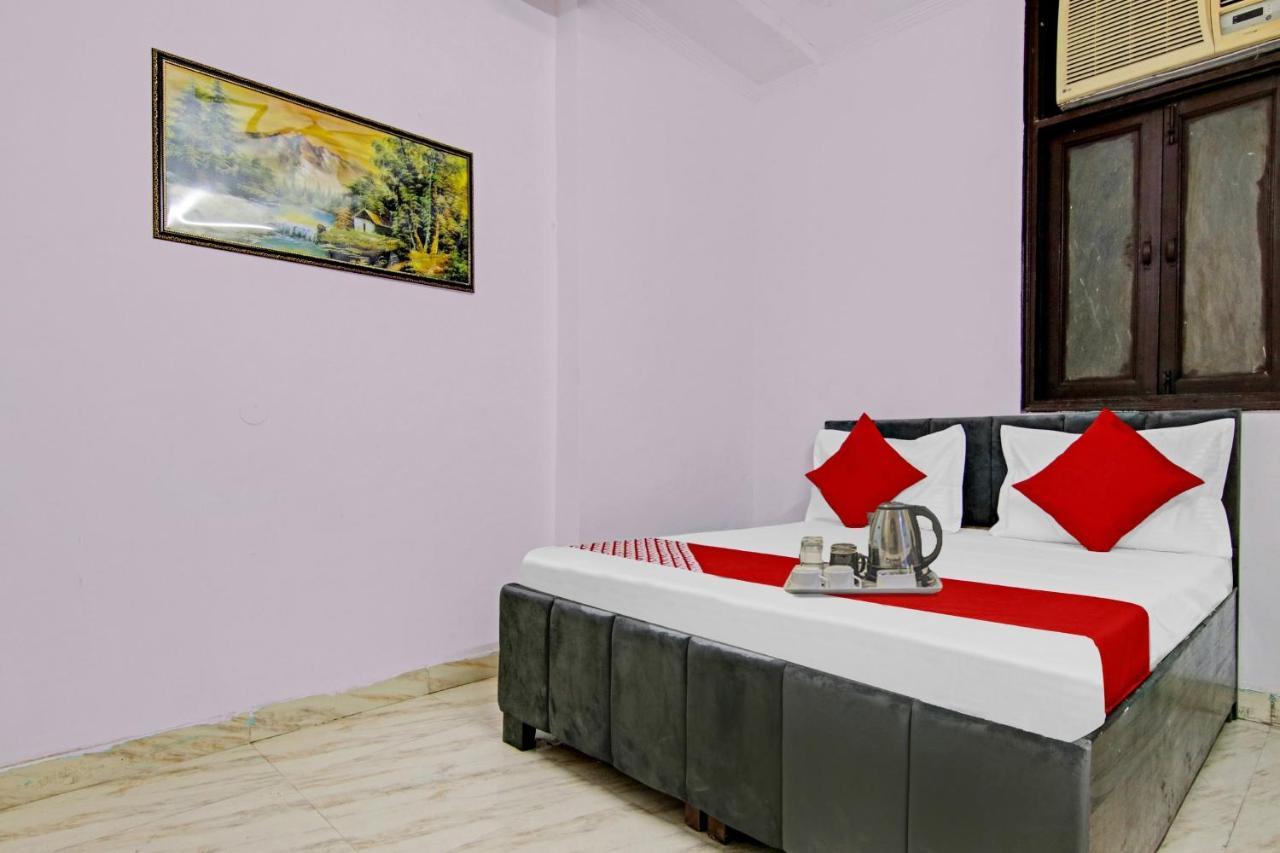 Hotel O Chaudhary Villa Yeni Delhi Dış mekan fotoğraf